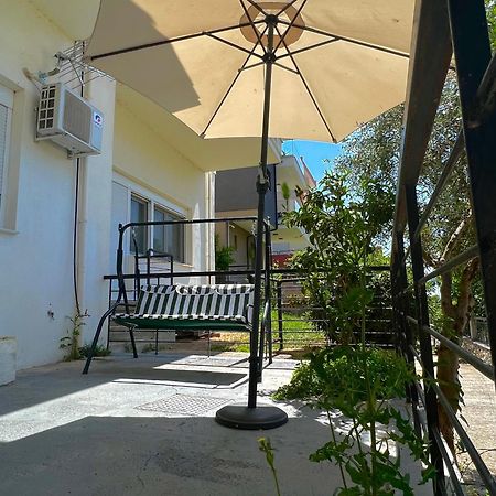 Kalamitsa Apartment By The Beach Cavala Exterior foto