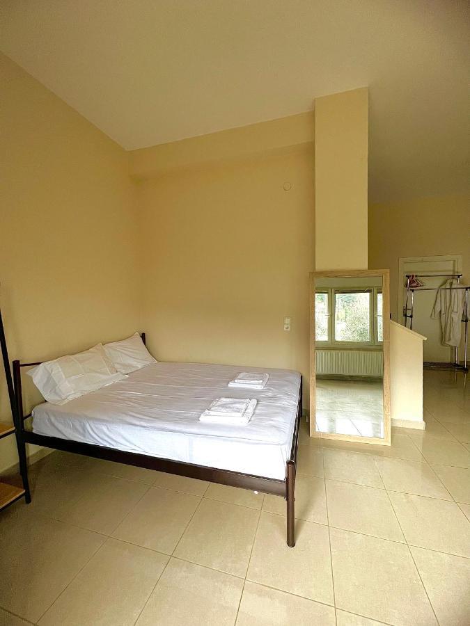 Kalamitsa Apartment By The Beach Cavala Exterior foto
