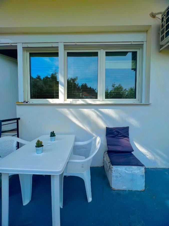 Kalamitsa Apartment By The Beach Cavala Exterior foto